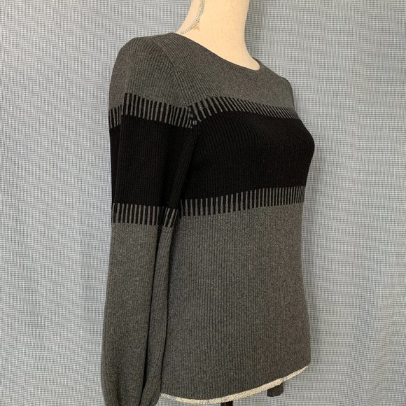 Vince Camuto Cotton Jumper / Grey & Black Sweater / Bell Sleeve Sweater / 2000's - Picture 3 of 5